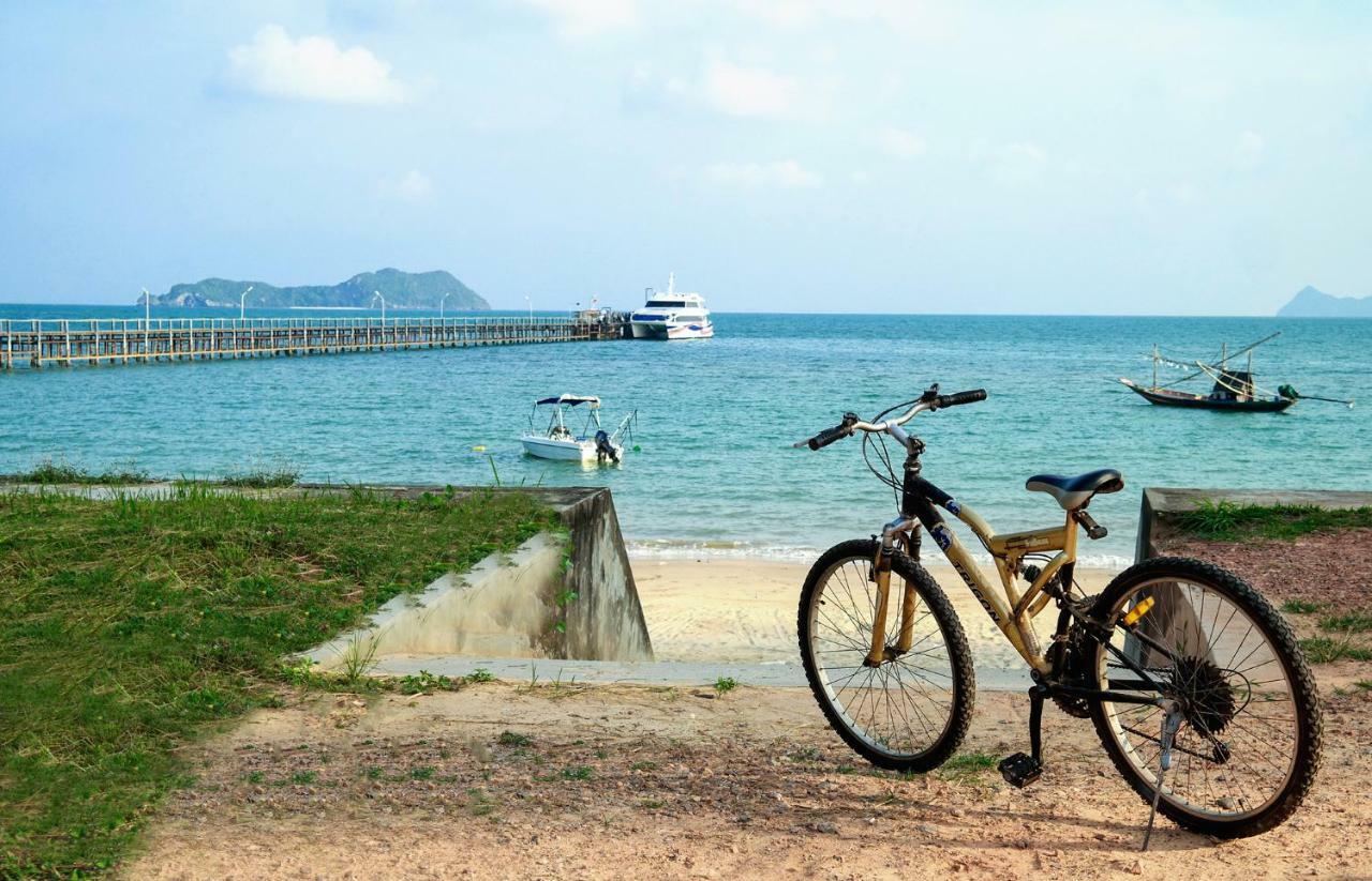 Baan I Talay Chumphon บ้านไอทะเลชุมพร Екстер'єр фото